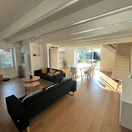 Holiday home Grande Maison Familiale,